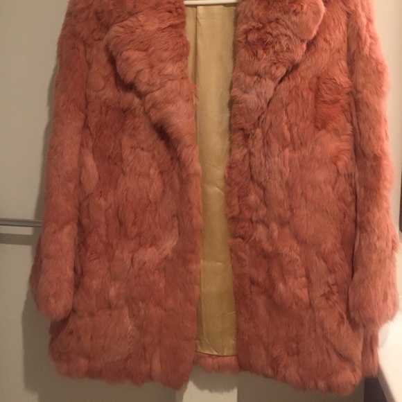 SOLD-Coral real fur coat - Picture 3 of 5